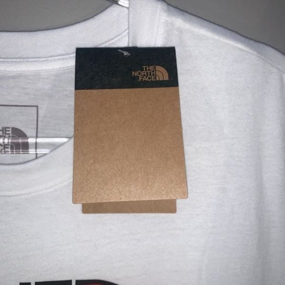 The North Face Pride Tank Top Shirt Standard Fit Mens Size XL NWT White Muscle - Picture 4 of 12